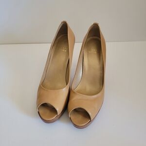 Stuart Weitzman Designer Classy Women's 7.5 Open-toe Heels Tan Colored Pumps